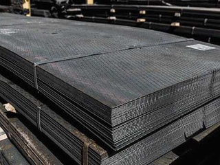 Лист рифленый ромб 8х1500х6000 мм 1 - в «Монолит-Металлопрокат».