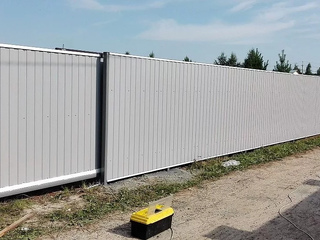 Профлист С8 0.4 мм RAL 7004 Сигнальный Серый Двухсторонний 2 - в «Монолит-Металлопрокат».